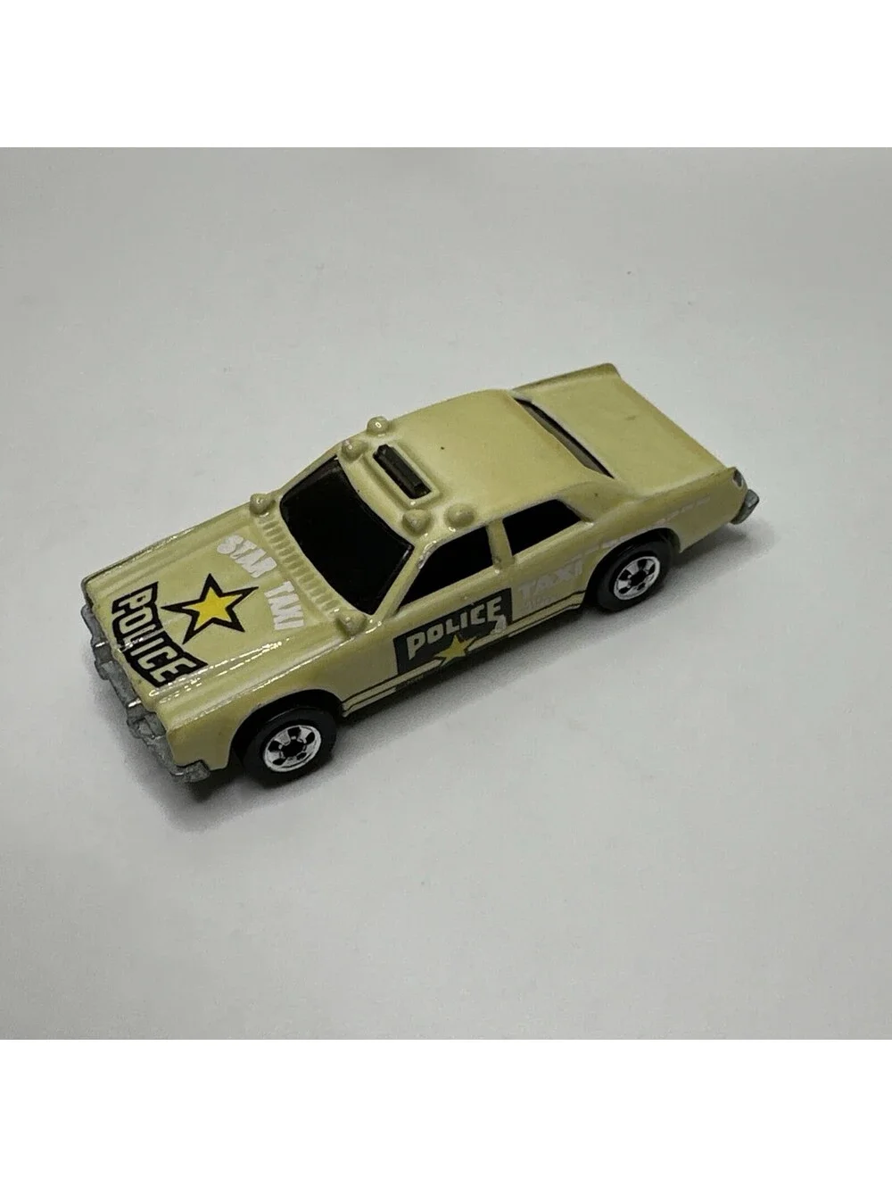 Vintage Hot Wheels 1977 POLICE STAR TAXI CAB Color Changer Car Malaysia 